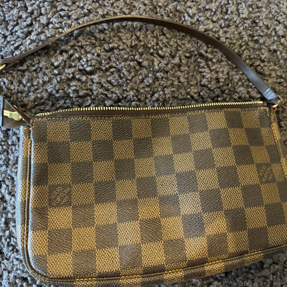 Louis Vuitton Navona Pochette Accessoires Damier Brown